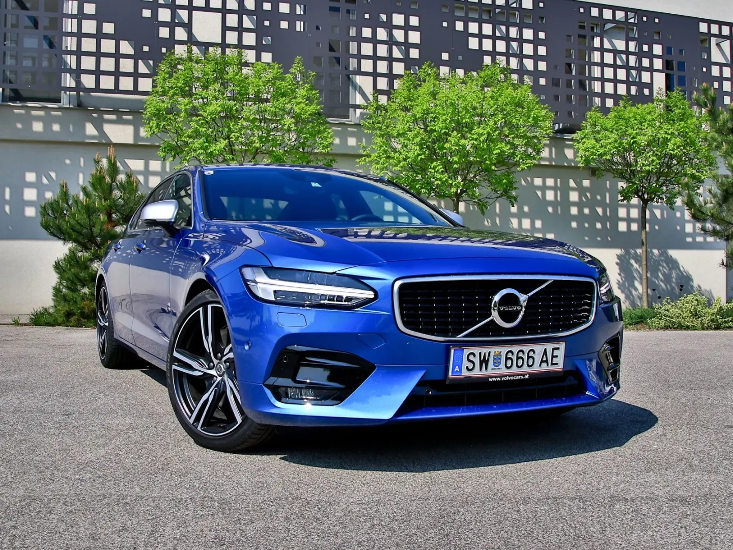 Volvo S90 S90 2.0 D D5 AWD R-Design Plus Geartronic 1