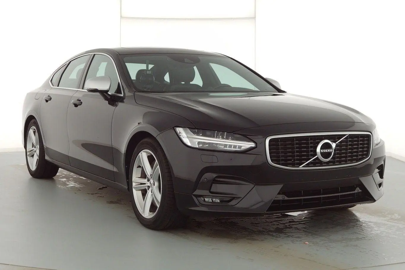 Volvo S90 S90 2.0 D D5 AWD R-Design Plus Geartronic 5