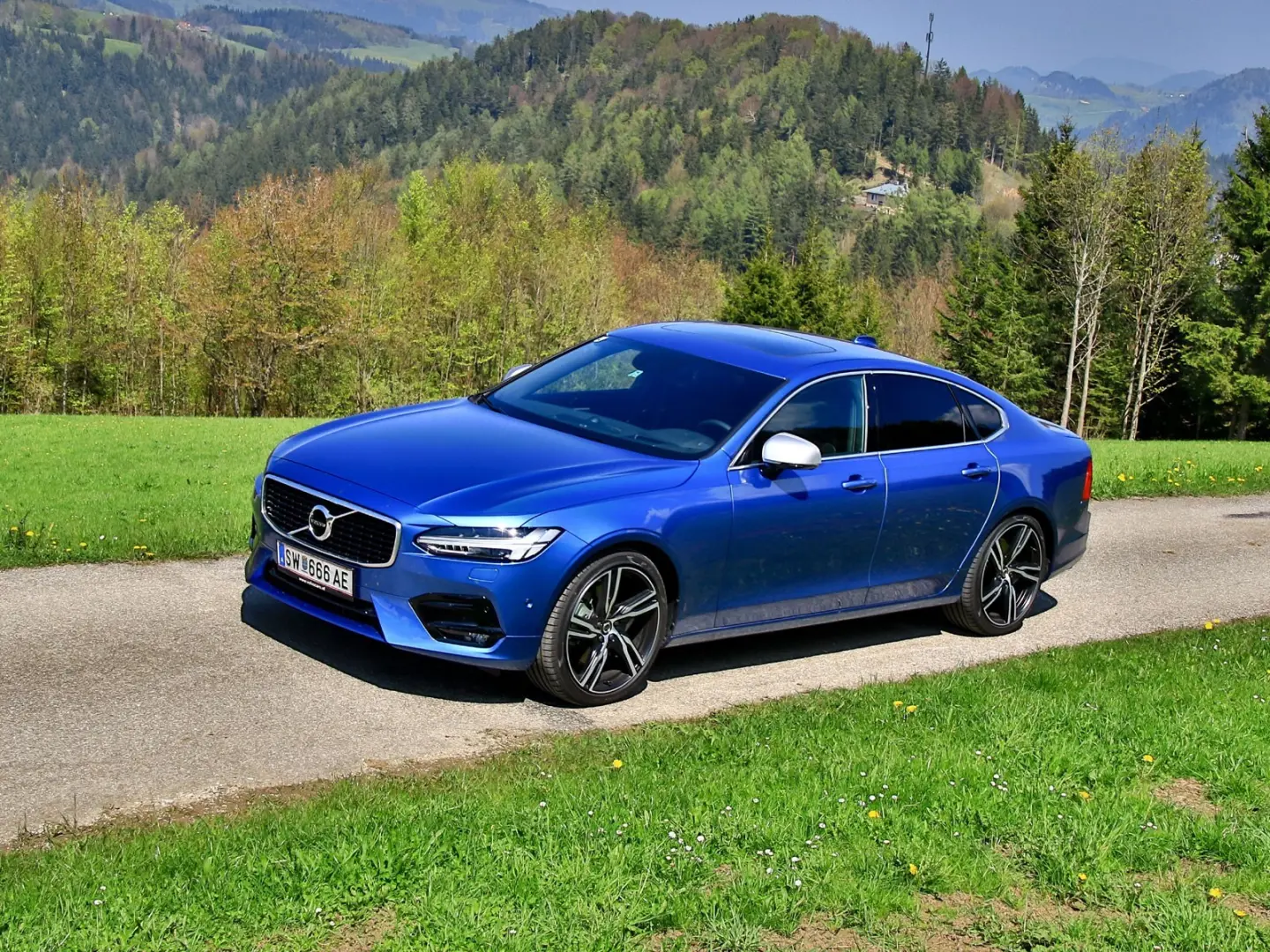Volvo S90 S90 2.0 D D5 AWD R-Design Plus Geartronic 7