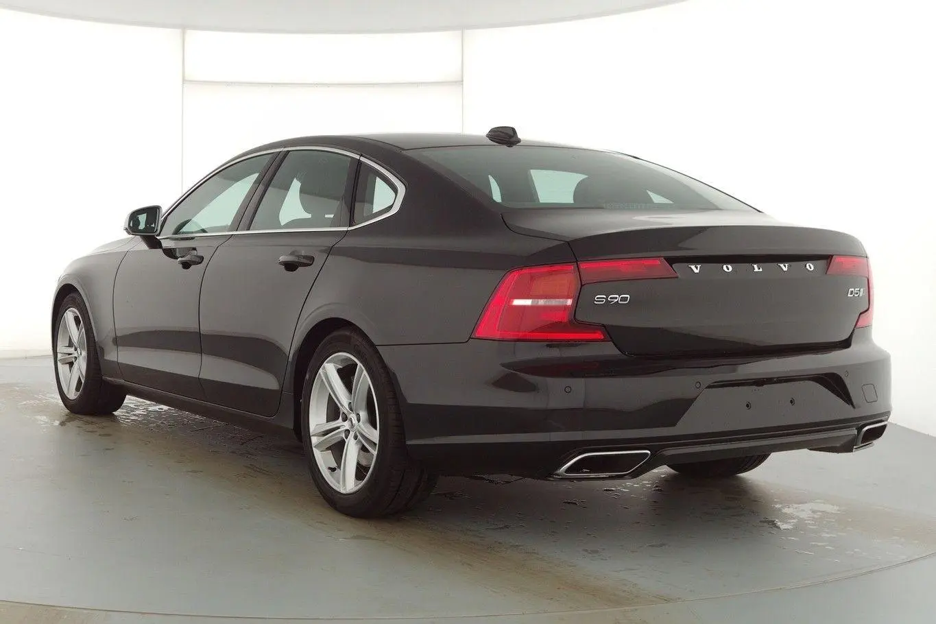 Volvo S90 S90 2.0 D D5 AWD R-Design Plus Geartronic 7