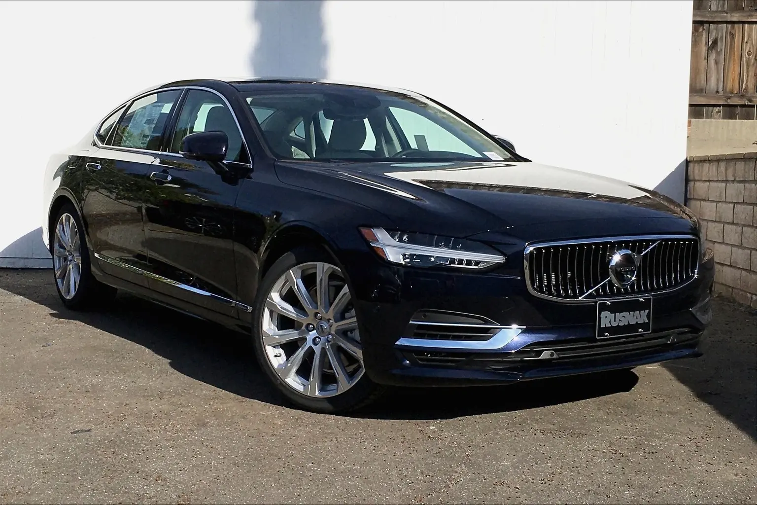 Volvo S90 S90 2.0 T8 Hybrid AWD R-Design Geartronic 2