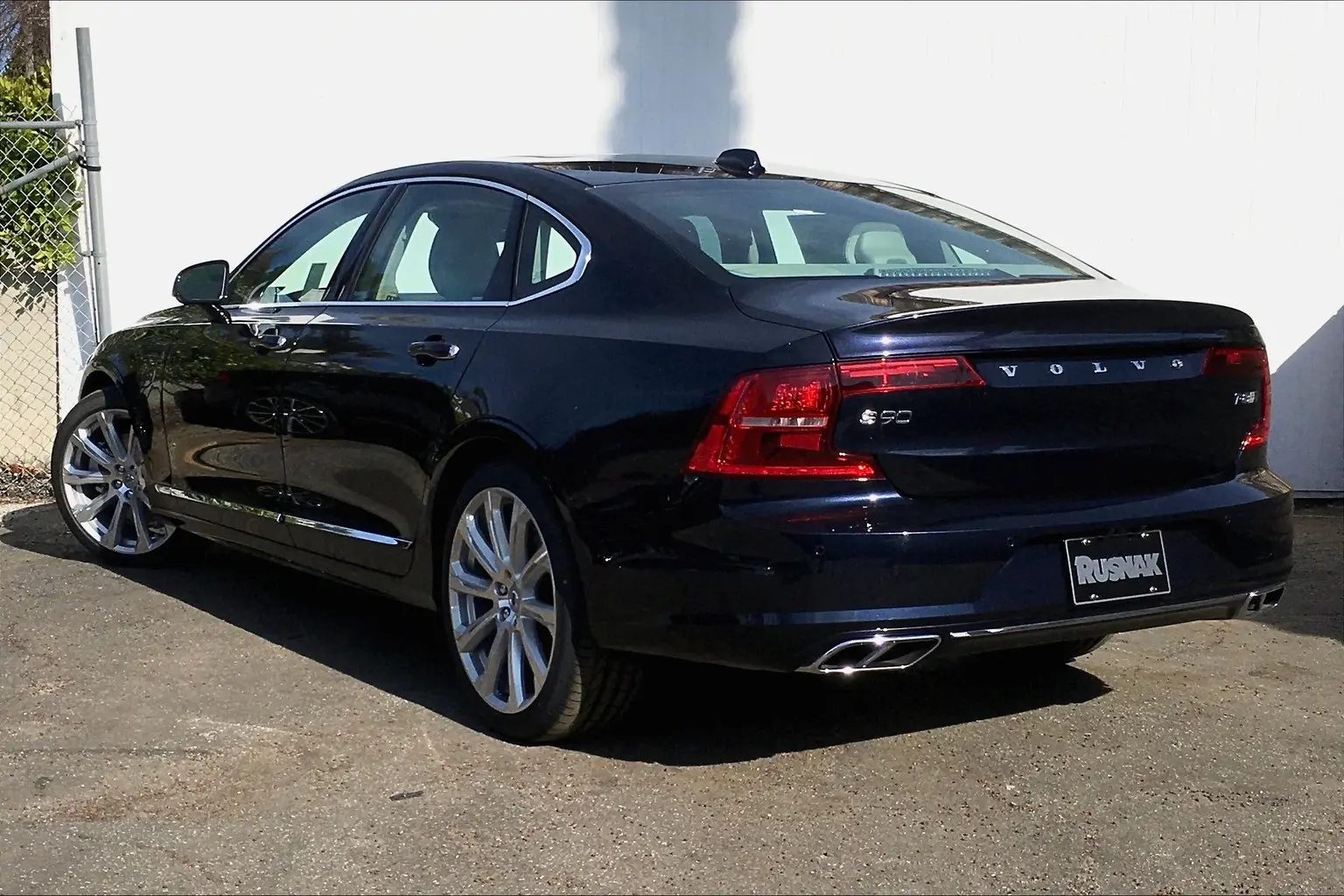 Volvo S90 S90 2.0 T8 Hybrid AWD Inscription Geartronic 3