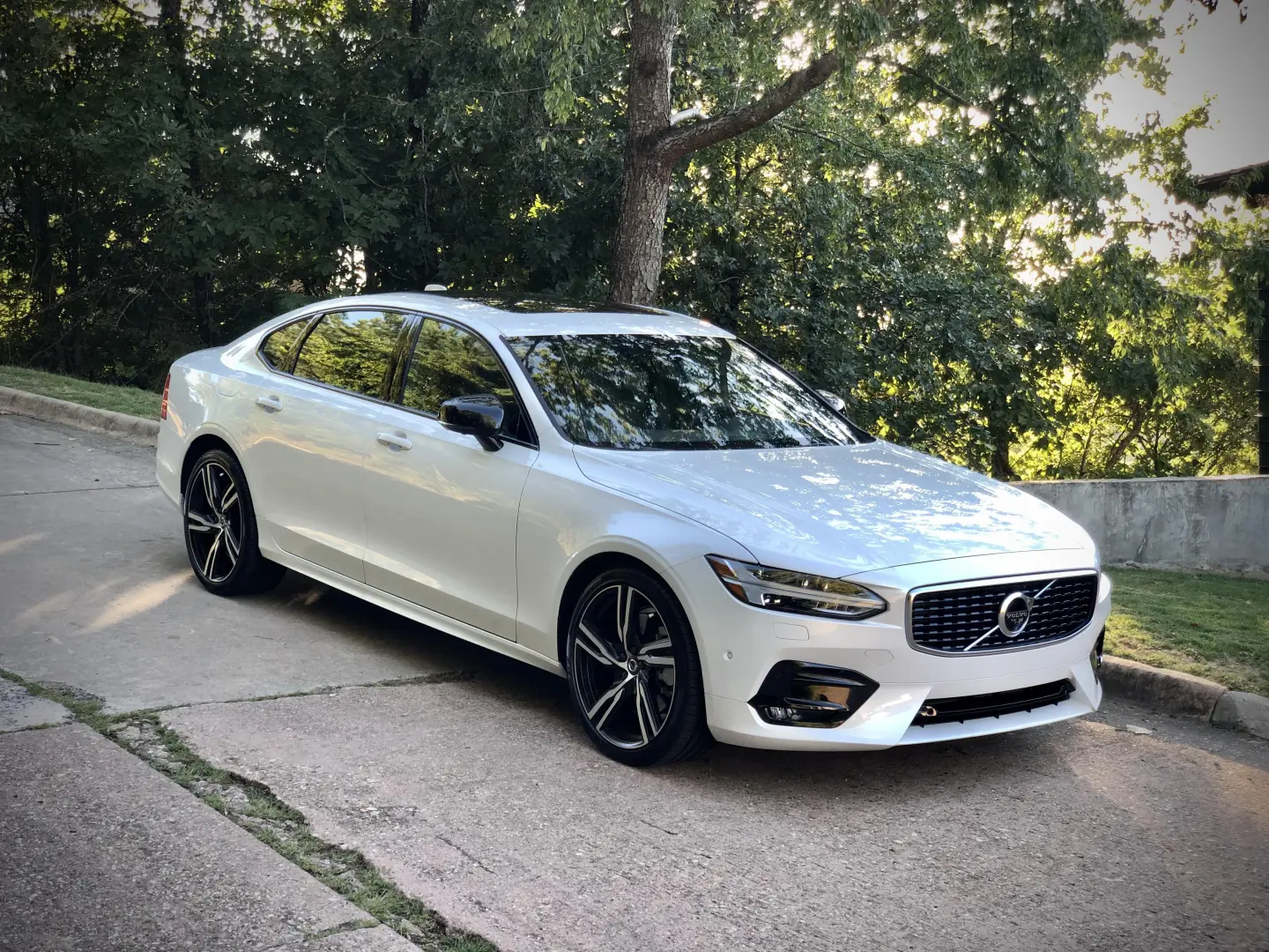 Volvo S90 S90 2.0 D D5 AWD R-Design Geartronic 4