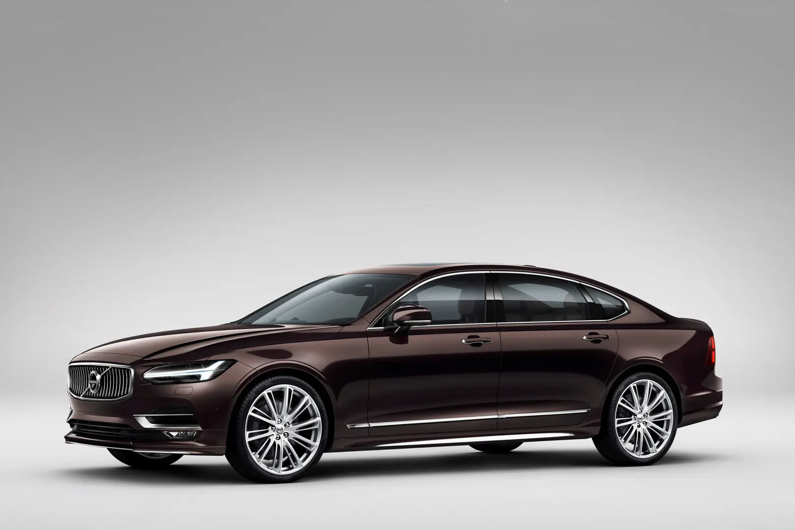 Volvo S90 S90 2.0 T8 Hybrid AWD Recharge Plus Bright 4