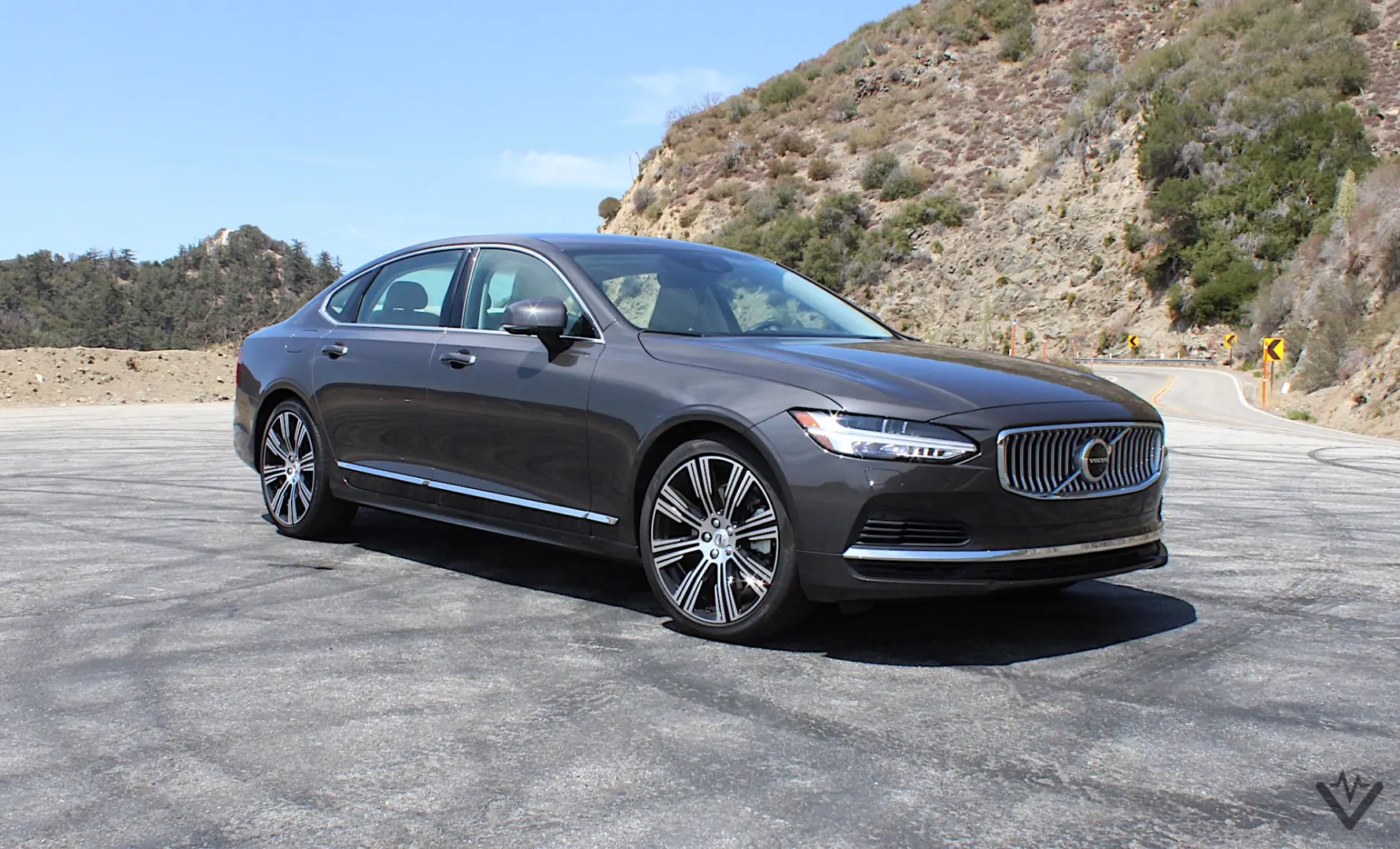 Volvo S90 S90 2.0 T8 Hybrid EAWD Recharge R-Design Geartronic 3