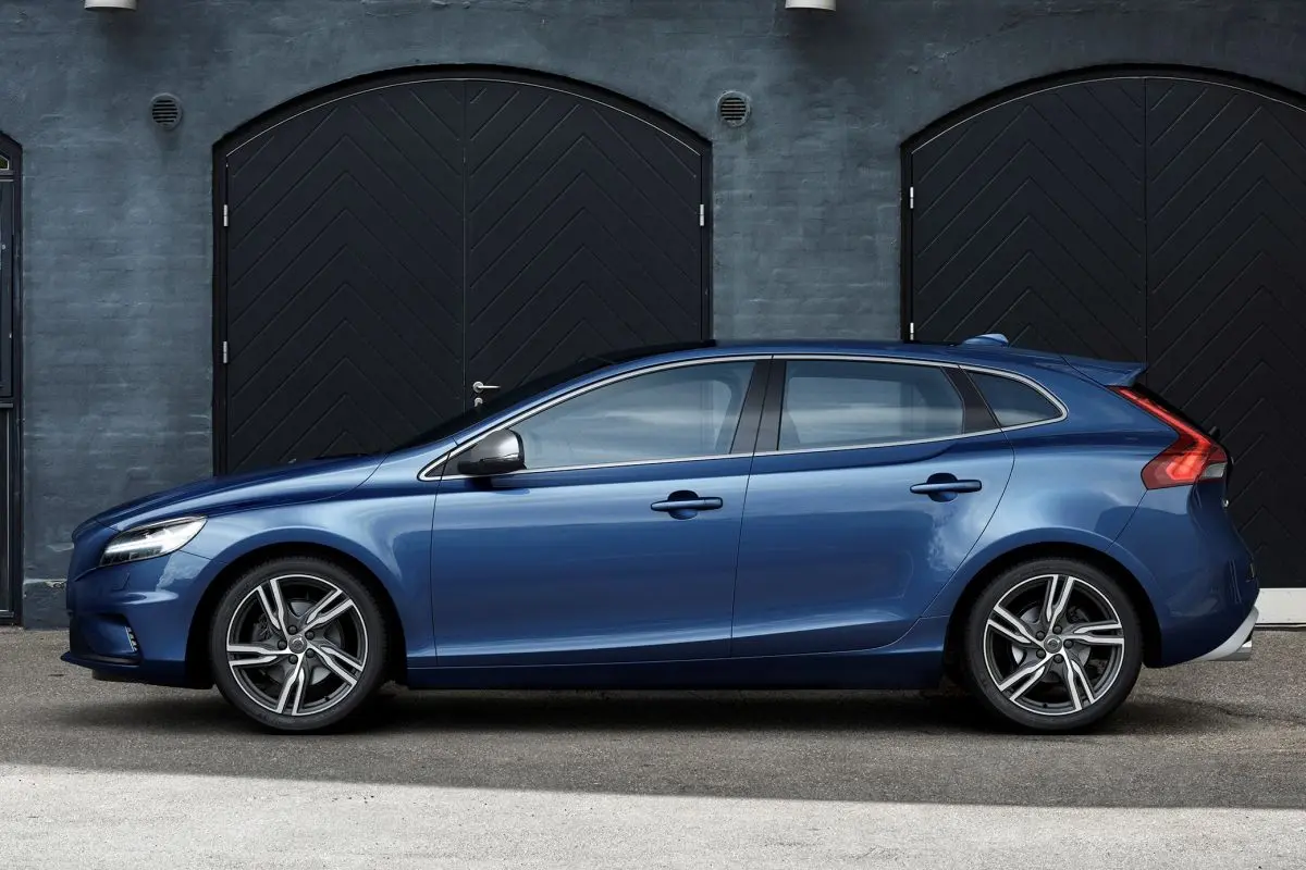 Volvo V40 V40 1.5 Momentum Geartronic 3