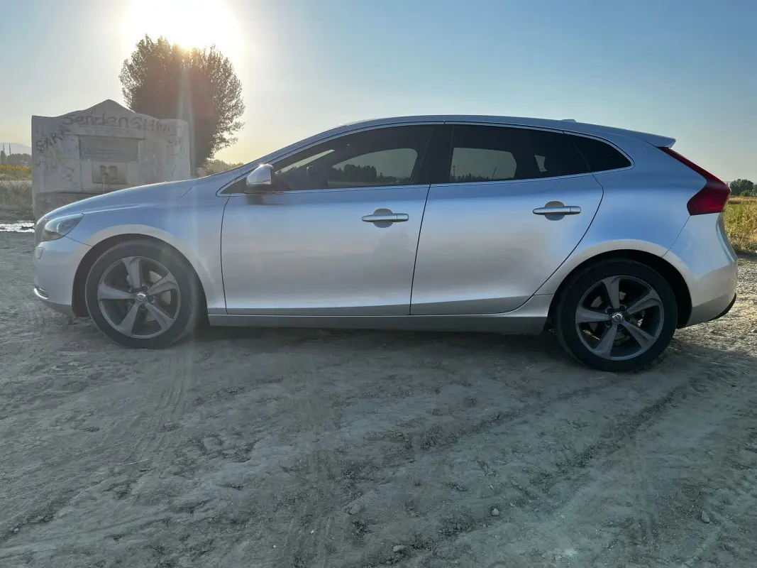Volvo V40 V40 1.6 D D2 Premium Powershift 6