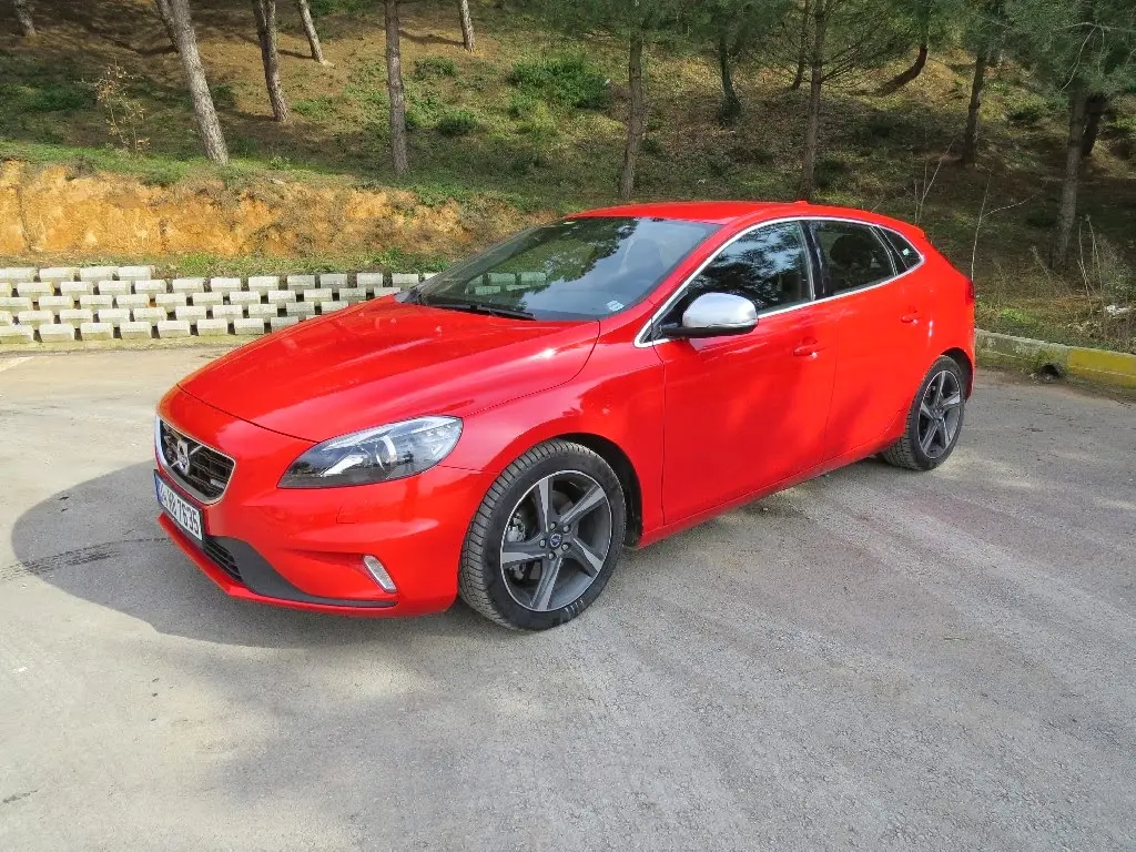 Volvo V40 V40 1.6 D D2 R-Design Powershift 7