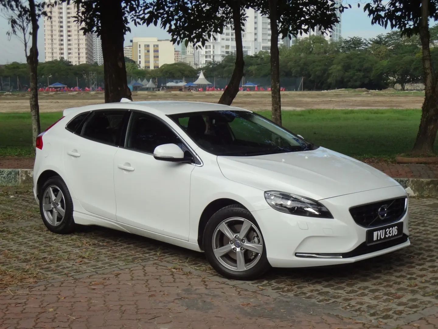 Volvo V40 V40 1.6 T4 Powershift 2