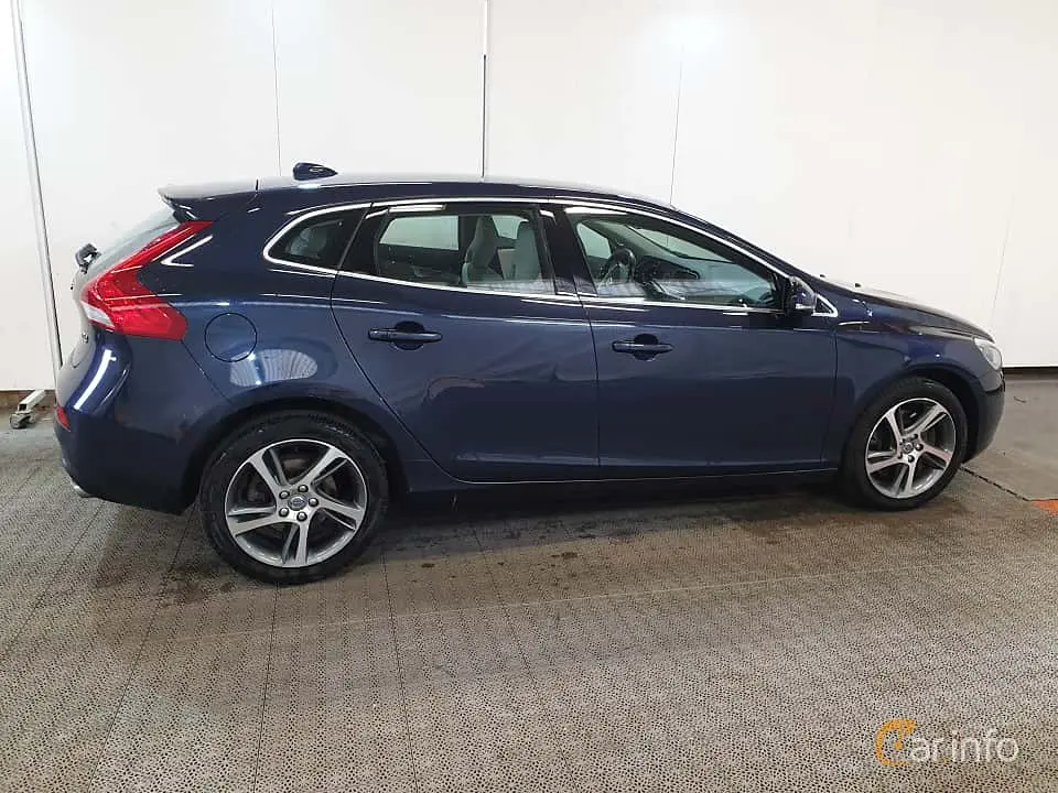 Volvo V40 V40 2.0 D D4 Geartronic 5