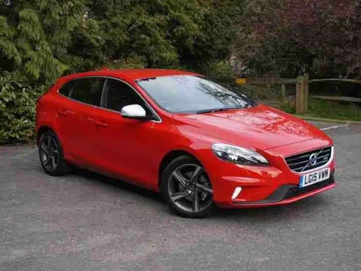 Volvo V40 V40 2.0 D D4 R-Design Powershift 6