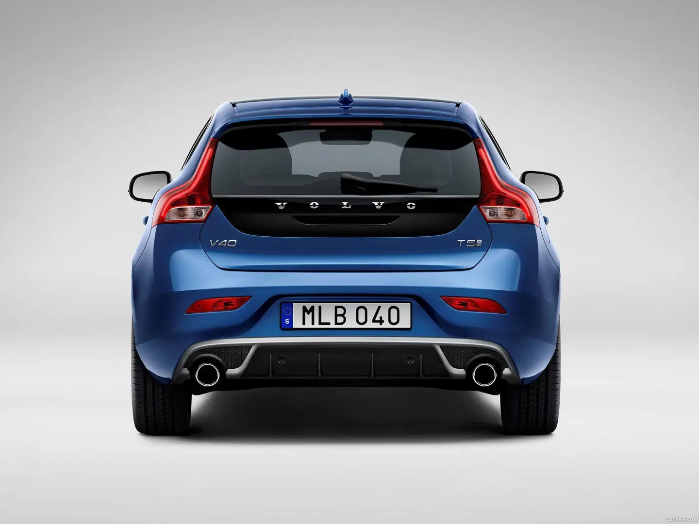 Volvo V40 V40 2.0 T5 R-Design Plus Geartronic 2