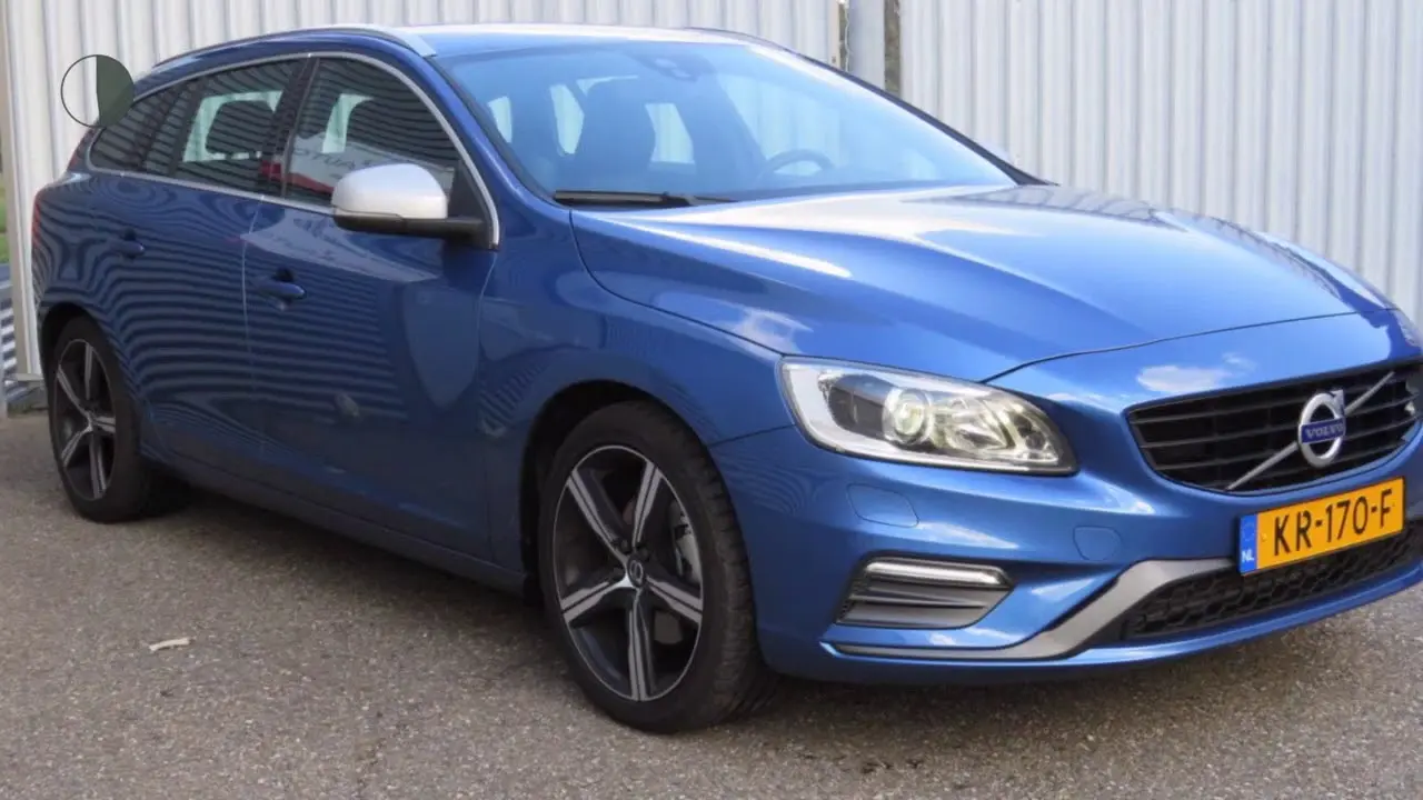 Volvo V60 V60 1.5 T3 R-Design Geartronic 4