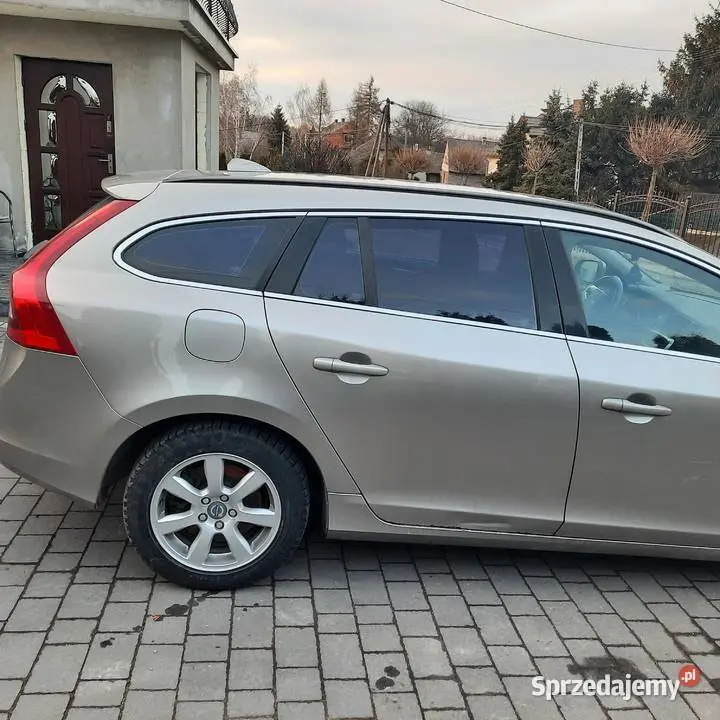 Volvo V60 V60 1.6 D D2 Drive Powershift 6