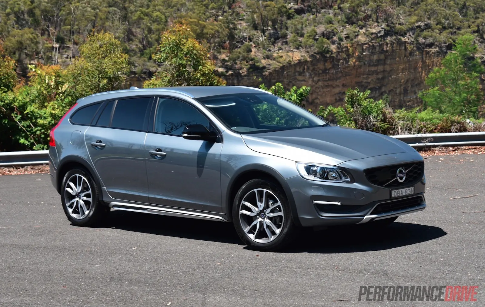 Volvo V60 V60 2.0 D D4 Advance Geartronic 3