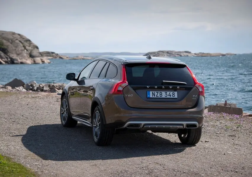 Volvo V60 V60 2.0 D D4 Advance Geartronic 4