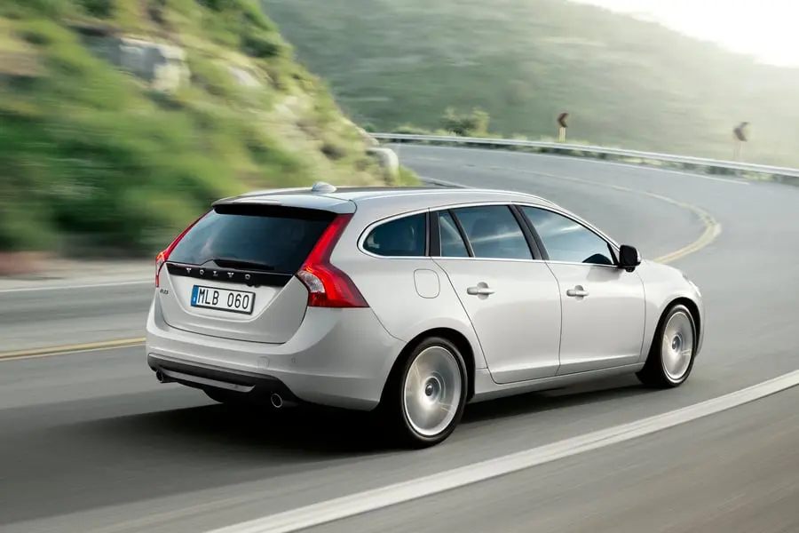 Volvo V60 V60 2.4 D D5 Geartronic 6