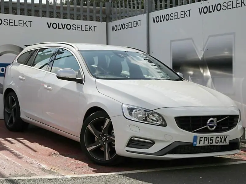 Volvo V60 V60 2.0 D D4 R-Design Geartronic 3