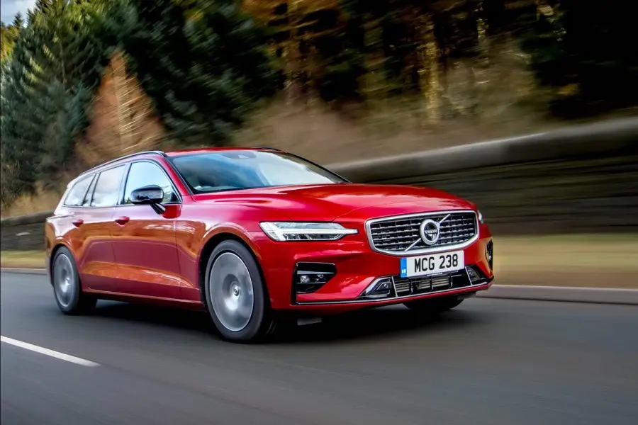 Volvo V60 V60 2.0 T5 R-Design Powershift 6