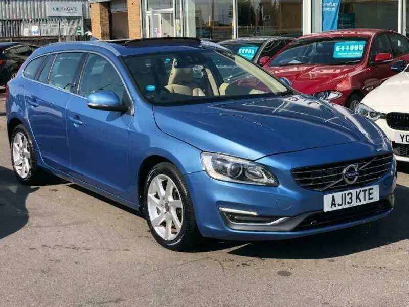 Volvo V60 V60 2.4 D D5 AWD Advance Geartronic 6