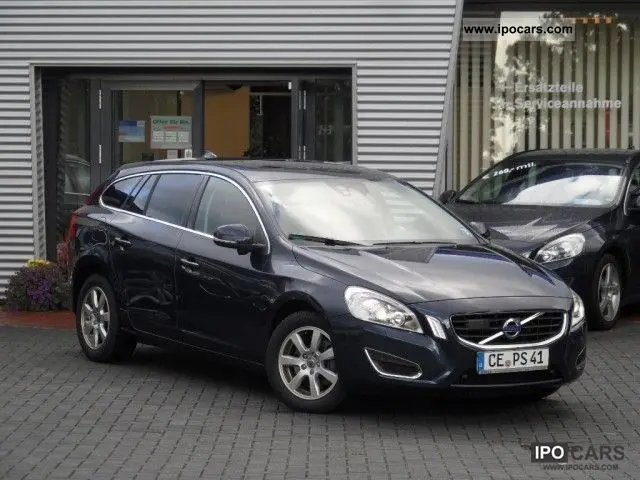 Volvo V60 V60 2.4 D D5 Geartronic 7