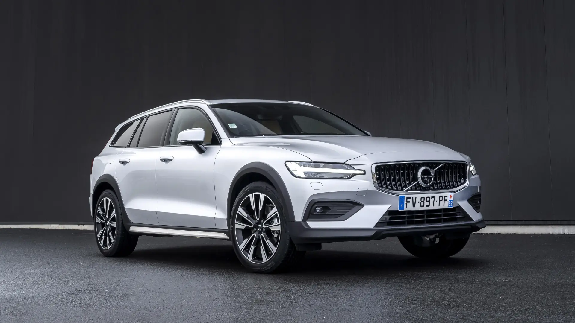 Volvo V60 Cross Country V60 Cross Country 2.0 B4 MHEV AWD 2