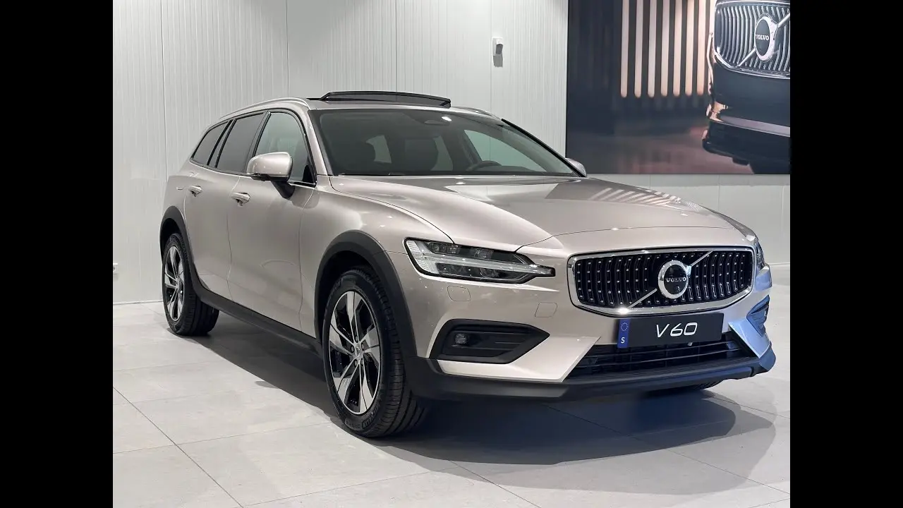 Volvo V60 Cross Country V60 Cross Country 2.0 B5 Hybrid AWD Ultimate Bright 5