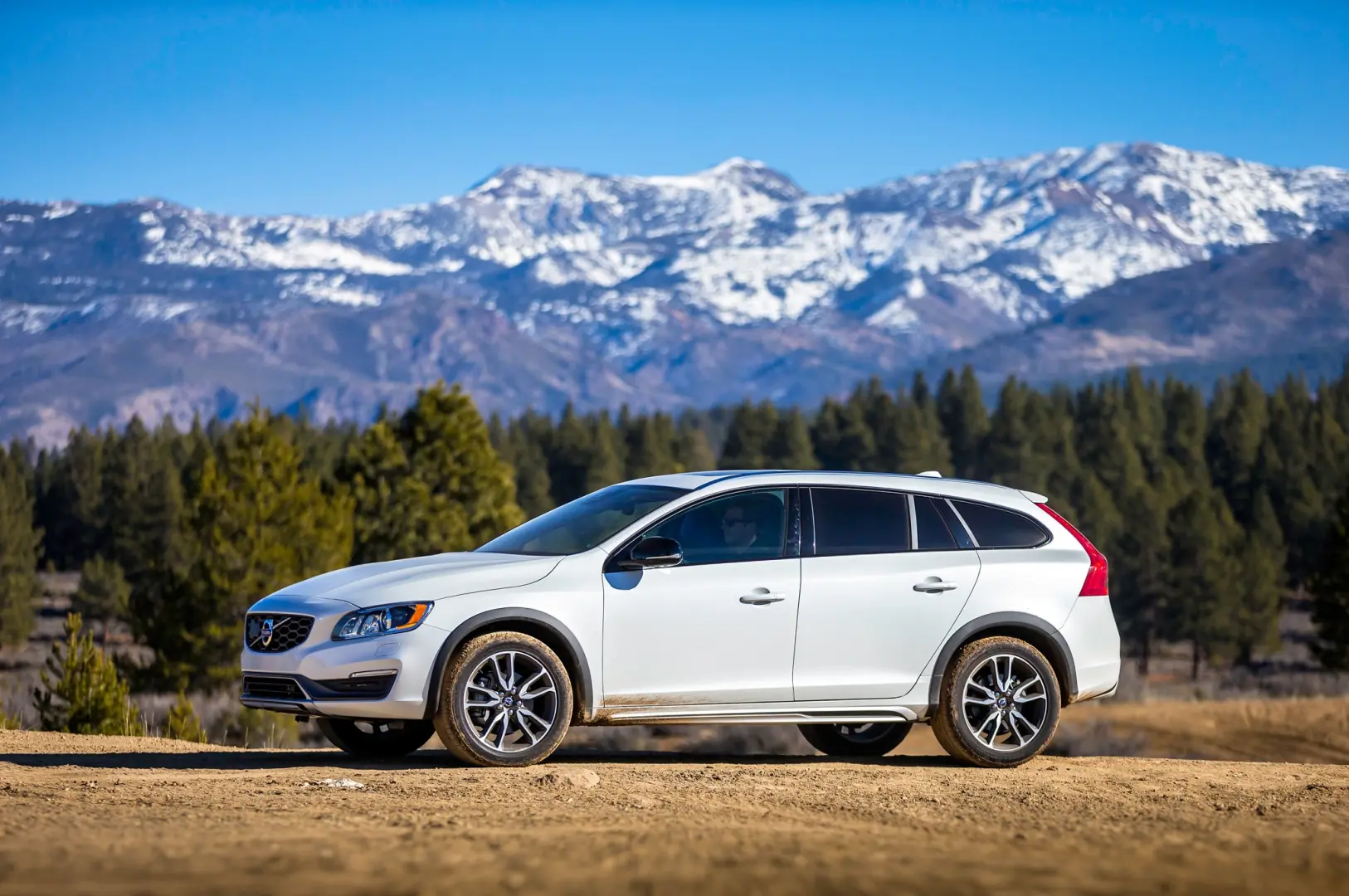 Volvo V60 Cross Country V60 Cross Country 2.0 D D4 Advance Geartronic 4