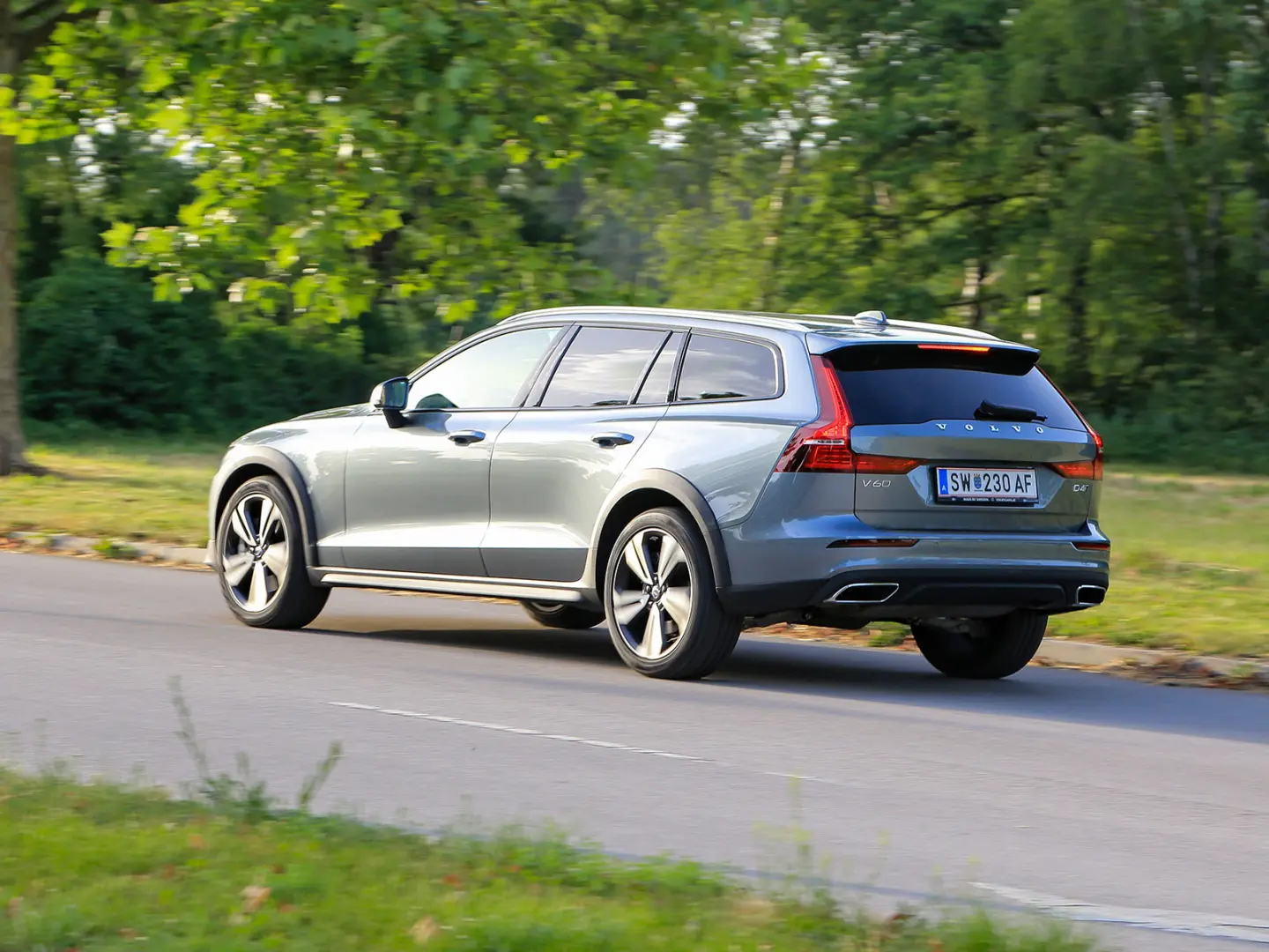 Volvo V60 V60 2.0 D D4 Advance Geartronic 4