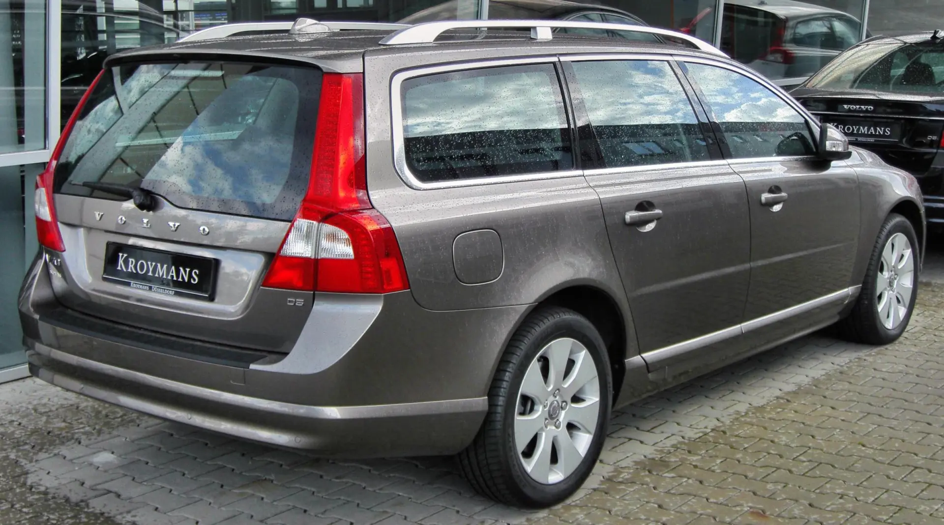Volvo V70 V70 2.4 D D5 Geartronic 0