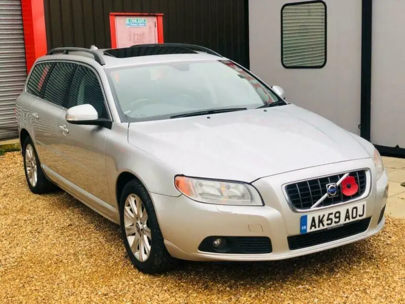 Volvo V70 V70 2.4 D D5 Geartronic 6