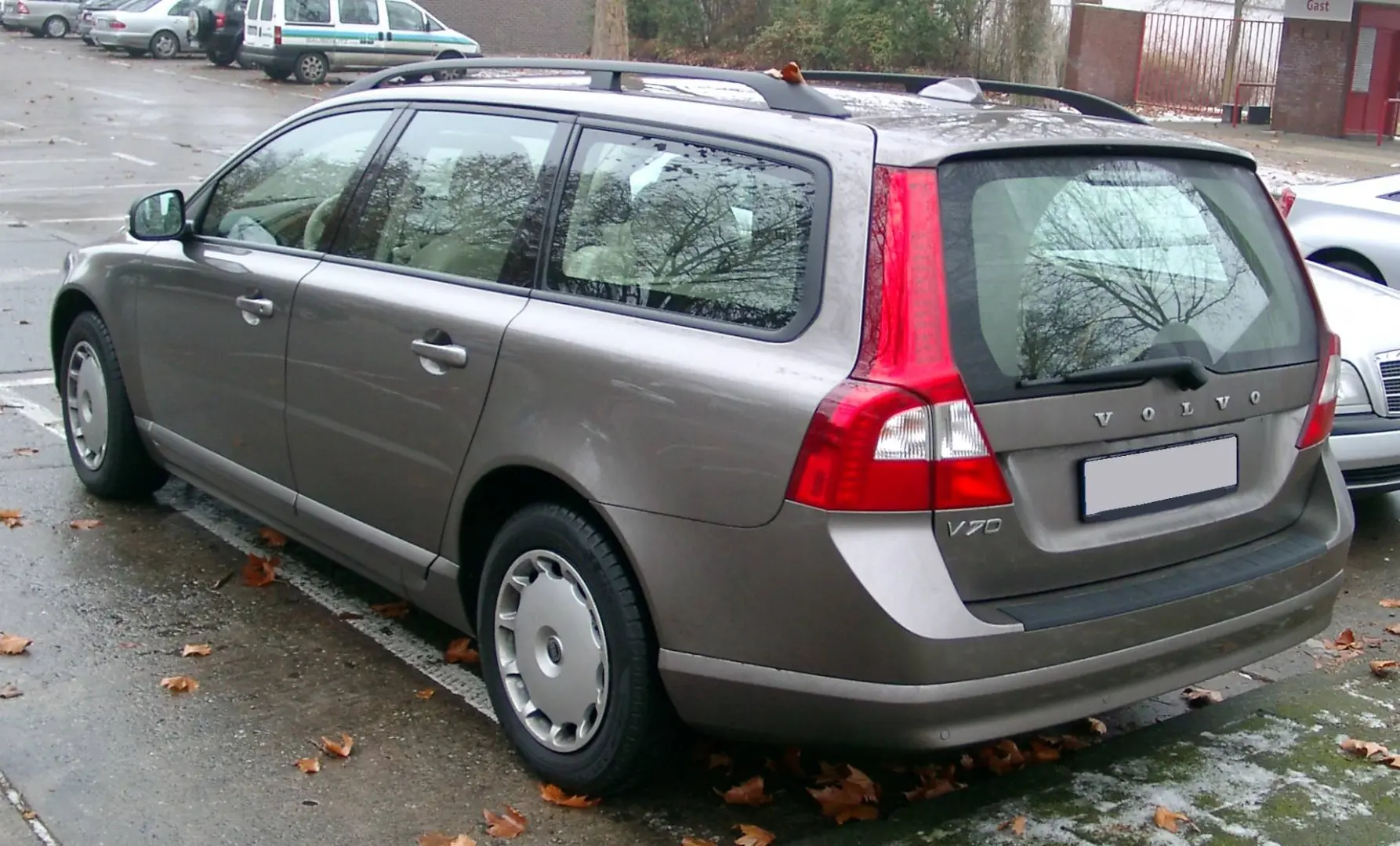 Volvo V70 V70 2.4 D D5 Premium Edition 5