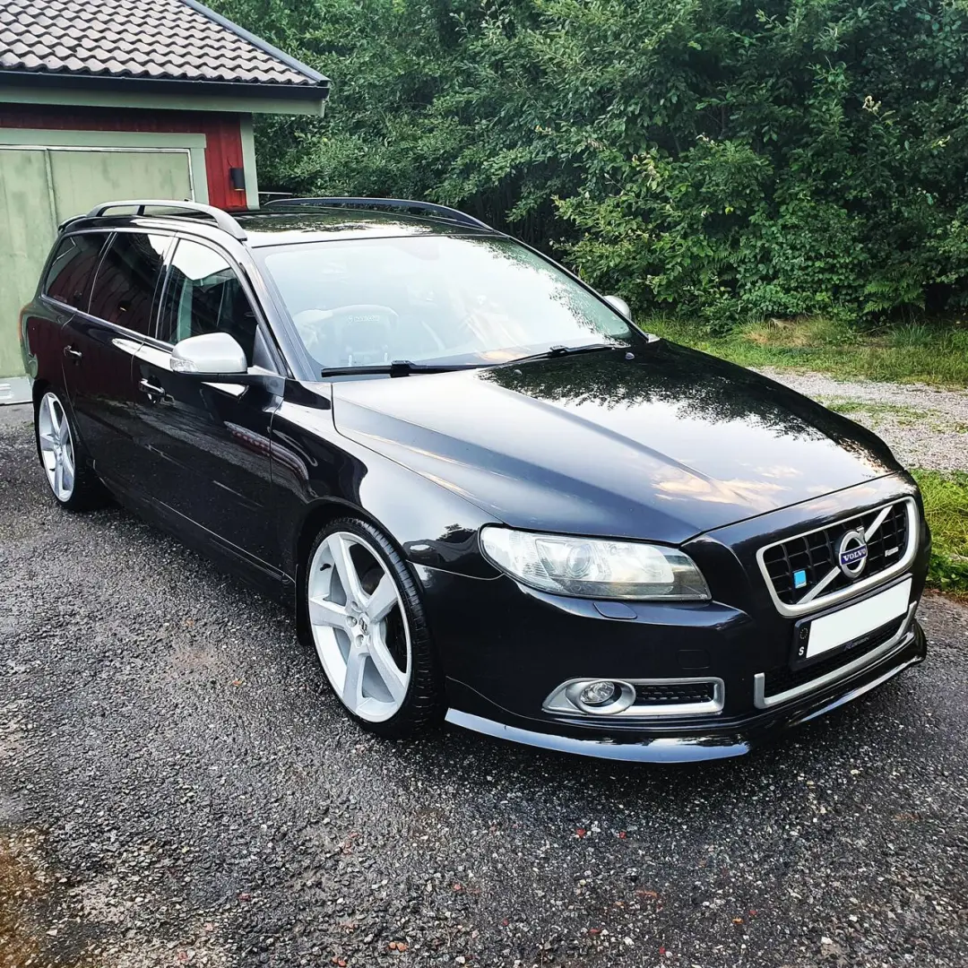 Volvo V70 V70 2.4 D D5 R-Design Geartronic 6