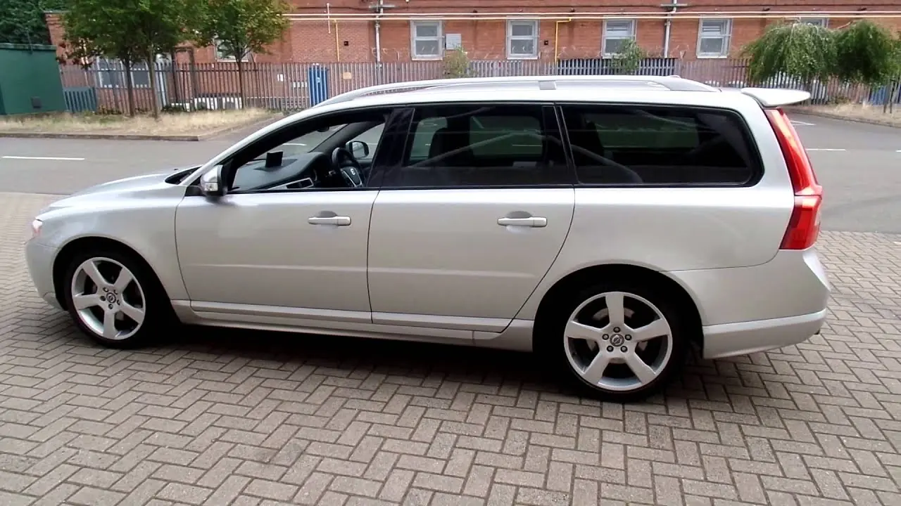 Volvo V70 V70 2.4 D D5 R-Design Geartronic 7