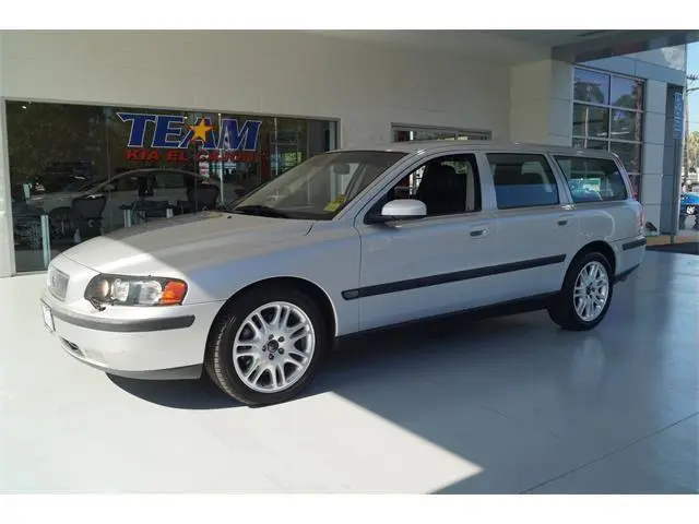 Volvo V70 V70 2.4 T5 Momentum 3