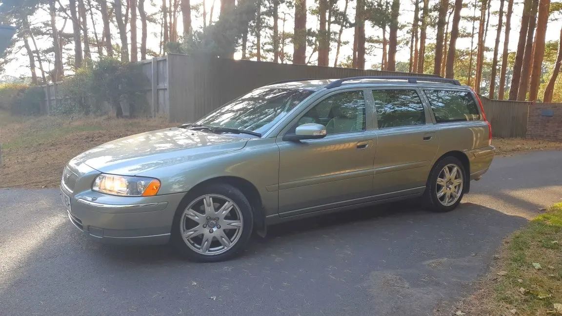 Volvo V70 V70 2.5 T AWD Silver Edition Geartronic 4