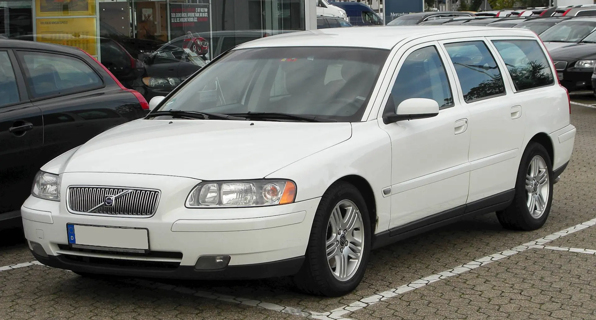 Volvo V70 V70 2.5 T AWD Summum 4