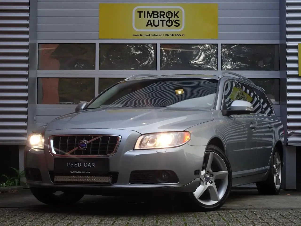 Volvo V70 V70 3.0 T6 AWD Premium Edition Geartronic 2