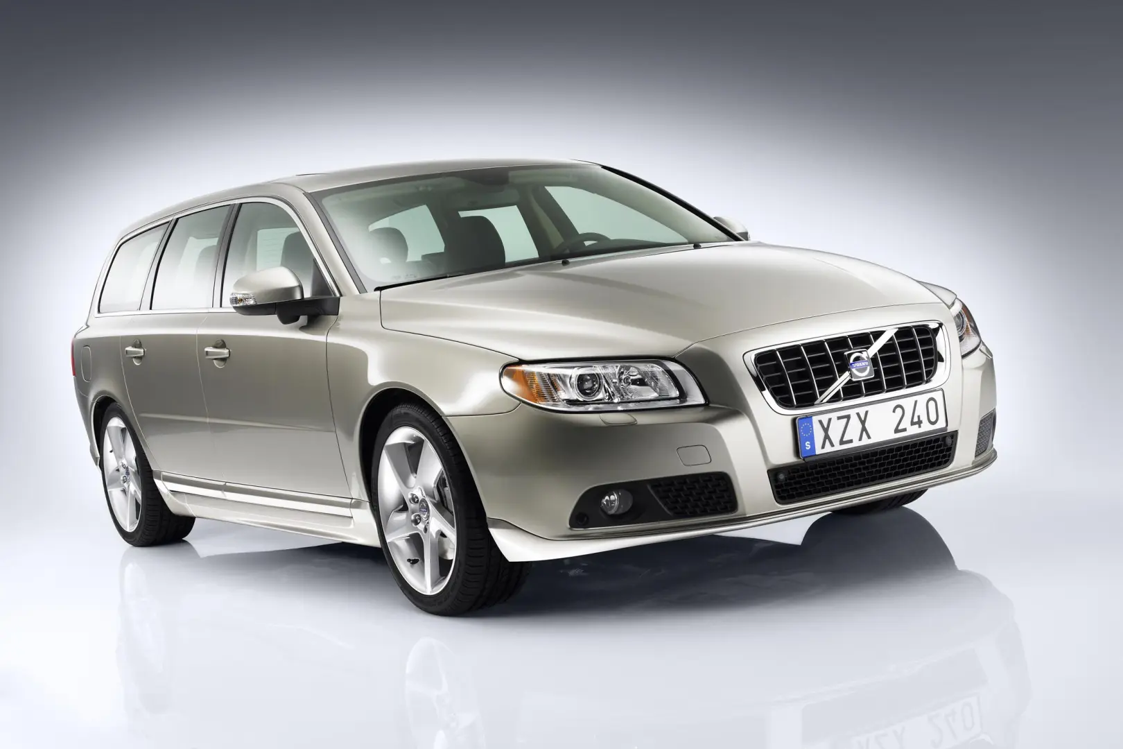 Volvo V70 V70 3.0 T6 AWD Premium Edition Geartronic 4