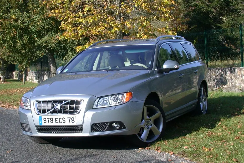 Volvo V70 V70 3.0 T6 AWD Premium Edition Geartronic 5