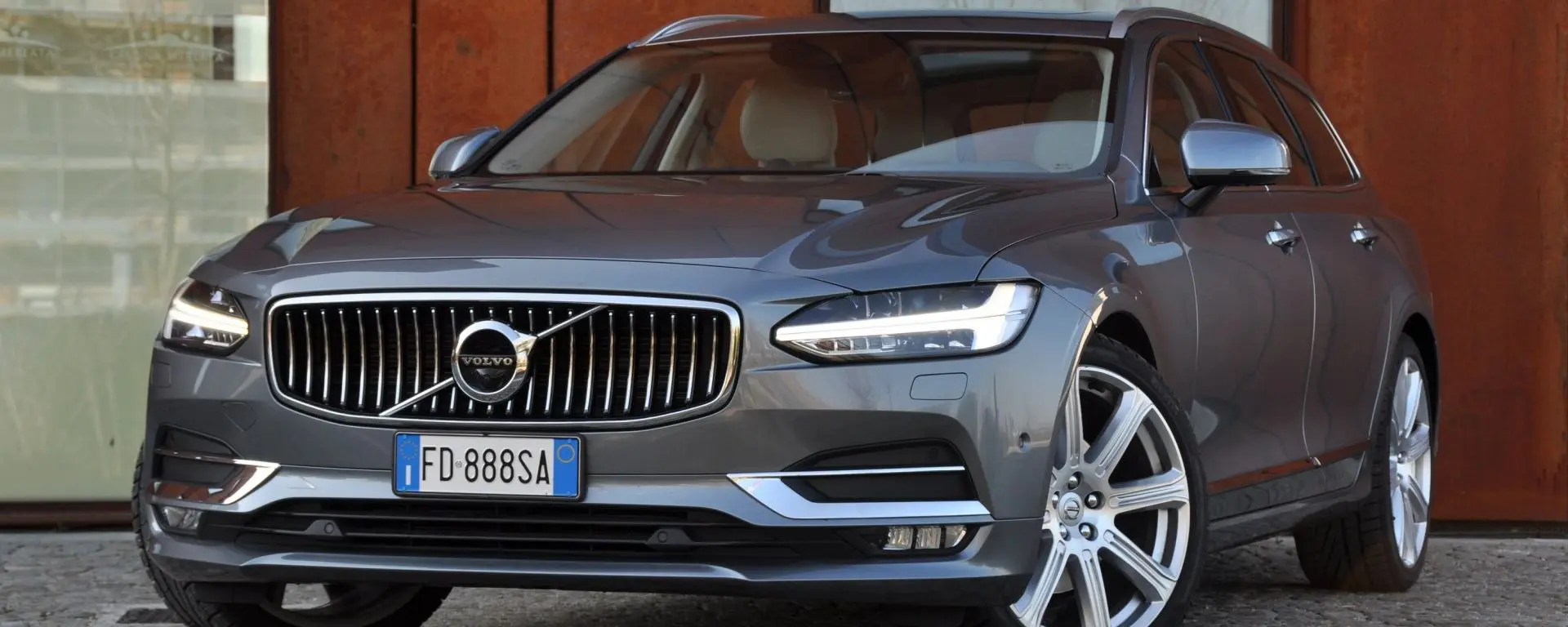 Volvo V90 V90 2.0 D4 Inscription Geartronic 3