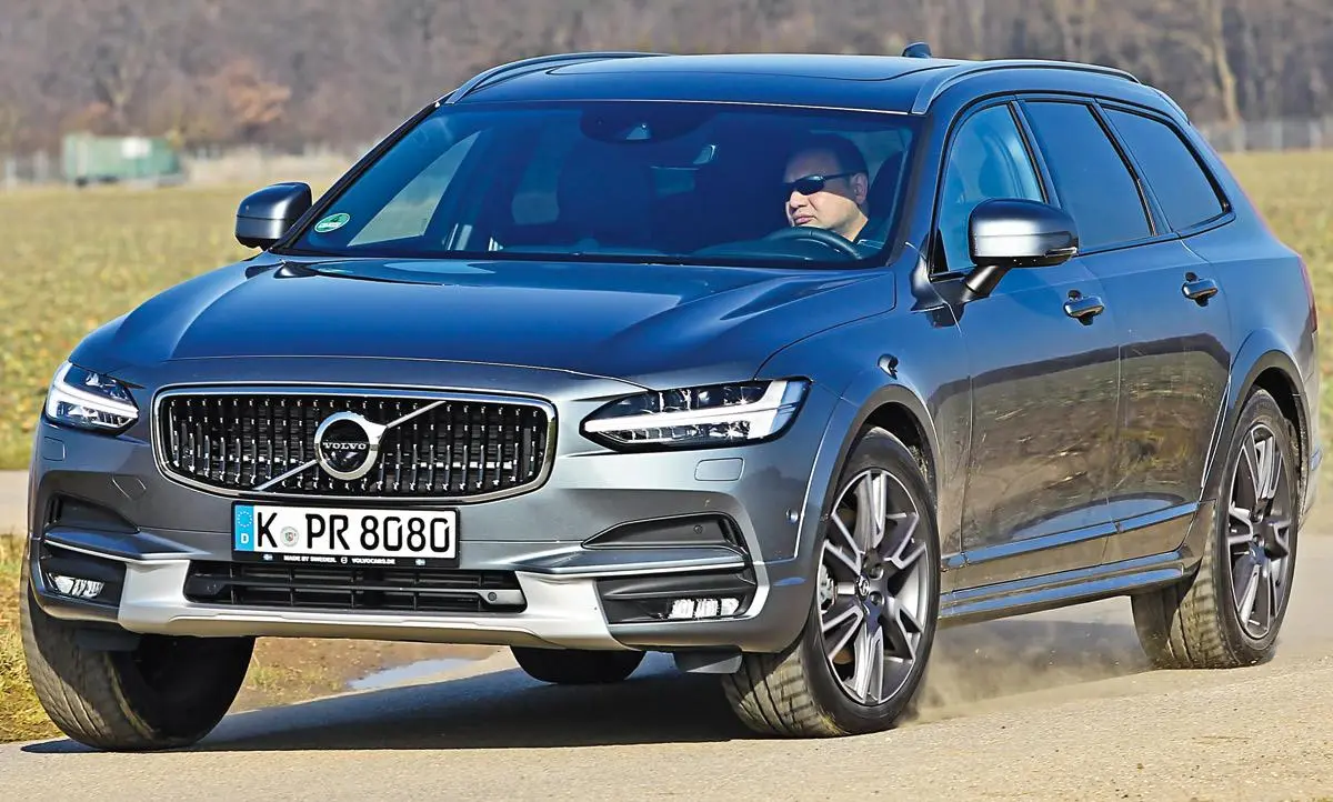 Volvo V90 Cross Country V90 Cross Country 2.0 D B5 AWD Plus Bright 1