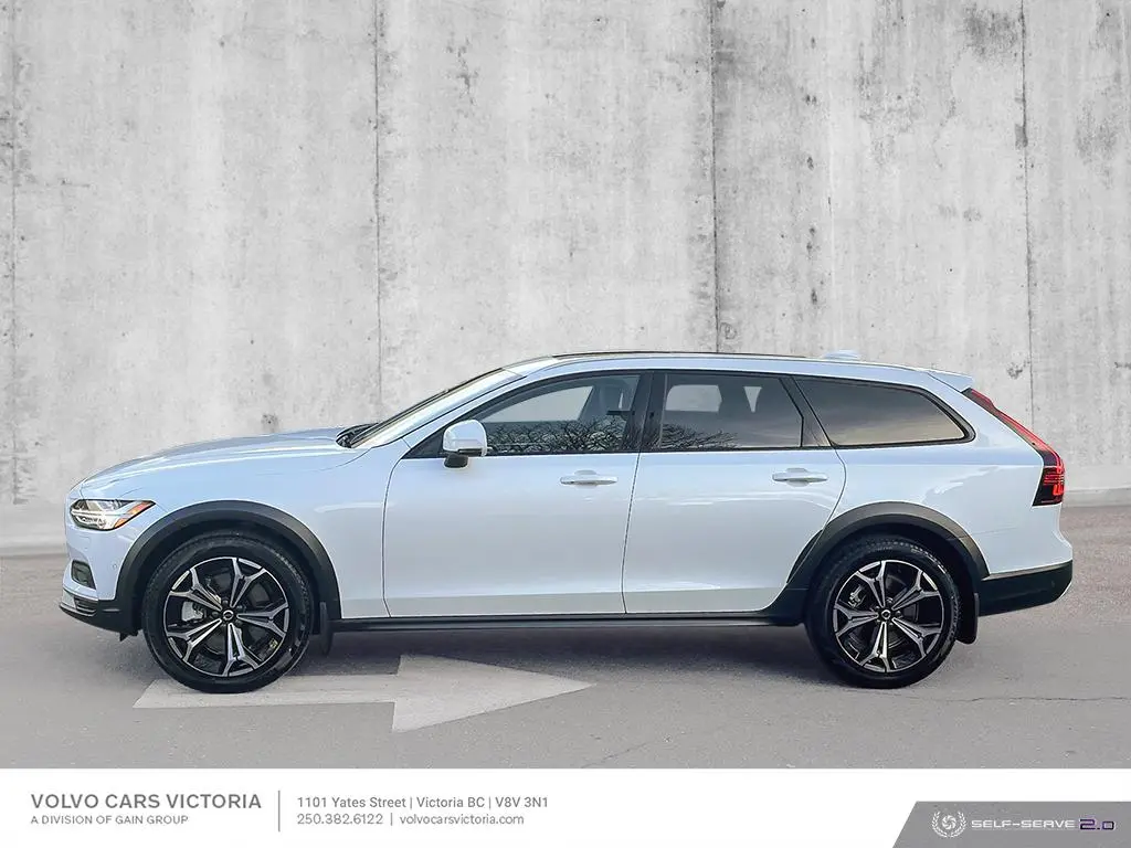 Volvo V90 Cross Country V90 Cross Country 2.0 B6 AWD Ultimate Bright 1