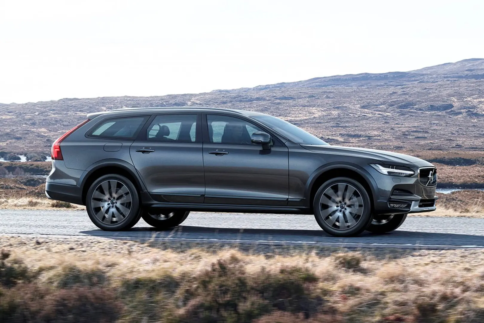 Volvo V90 Cross Country V90 Cross Country 2.0 D D5 AWD Plus Geartronic 3