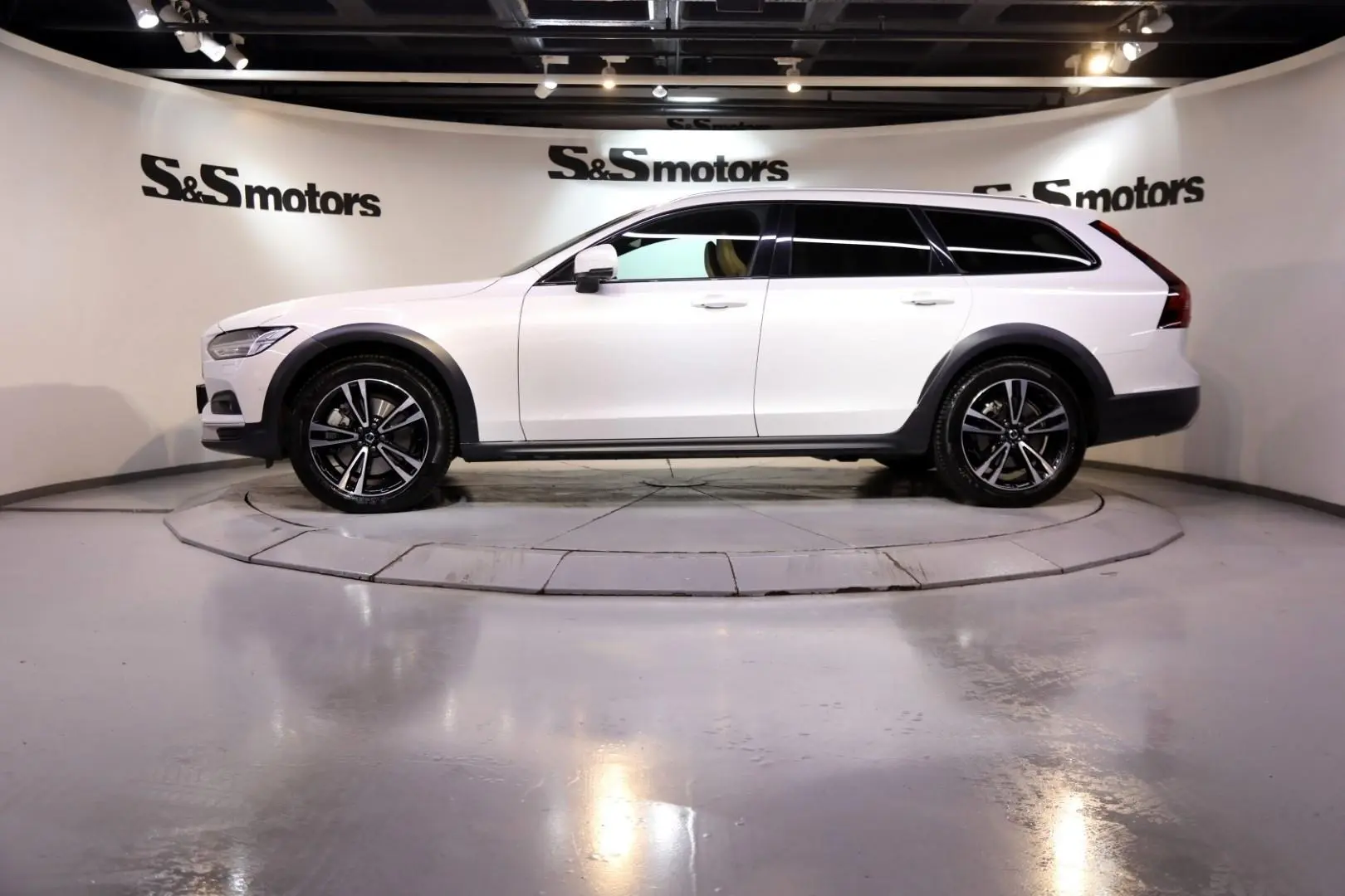 Volvo V90 Cross Country V90 Cross Country 2.0 D Hybrid B5 AWD Pro 5