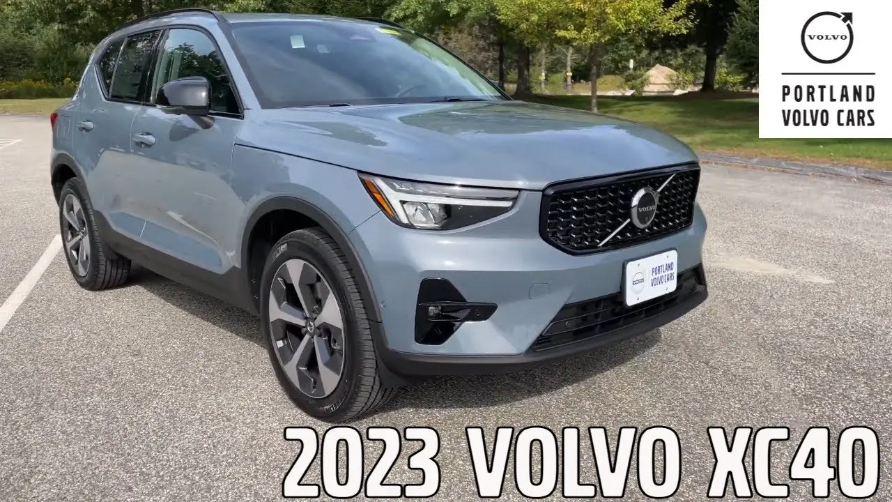 Volvo XC40 XC40 1.5 T2 Plus Dark 3