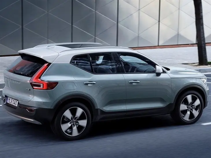 Volvo XC40 XC40 1.5 T5 Recharge Plus Dark 3