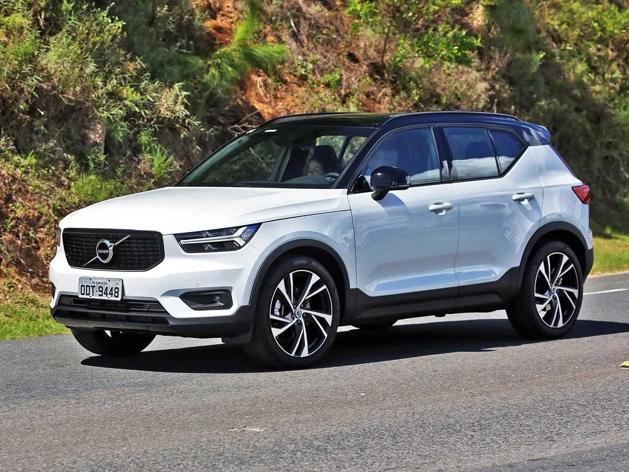 Volvo XC40 XC40 1.5 T5 Recharge R-Design DCT 5