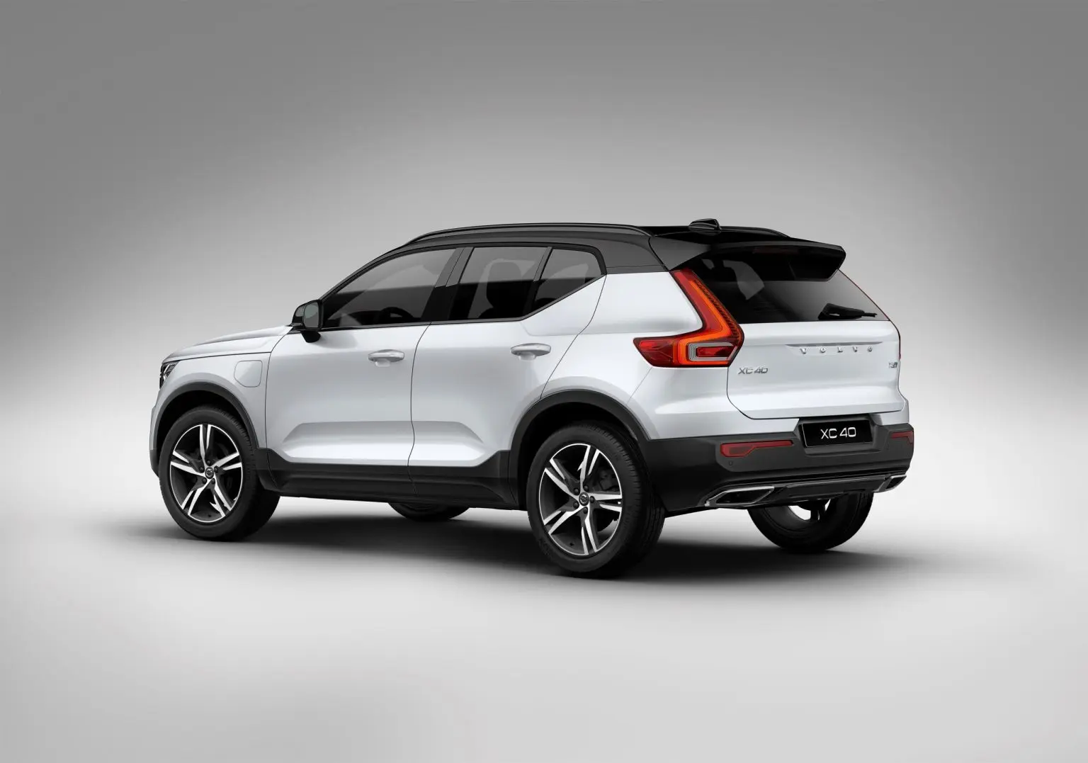 Volvo XC40 XC40 1.5 T5 Recharge R-Design DCT 2
