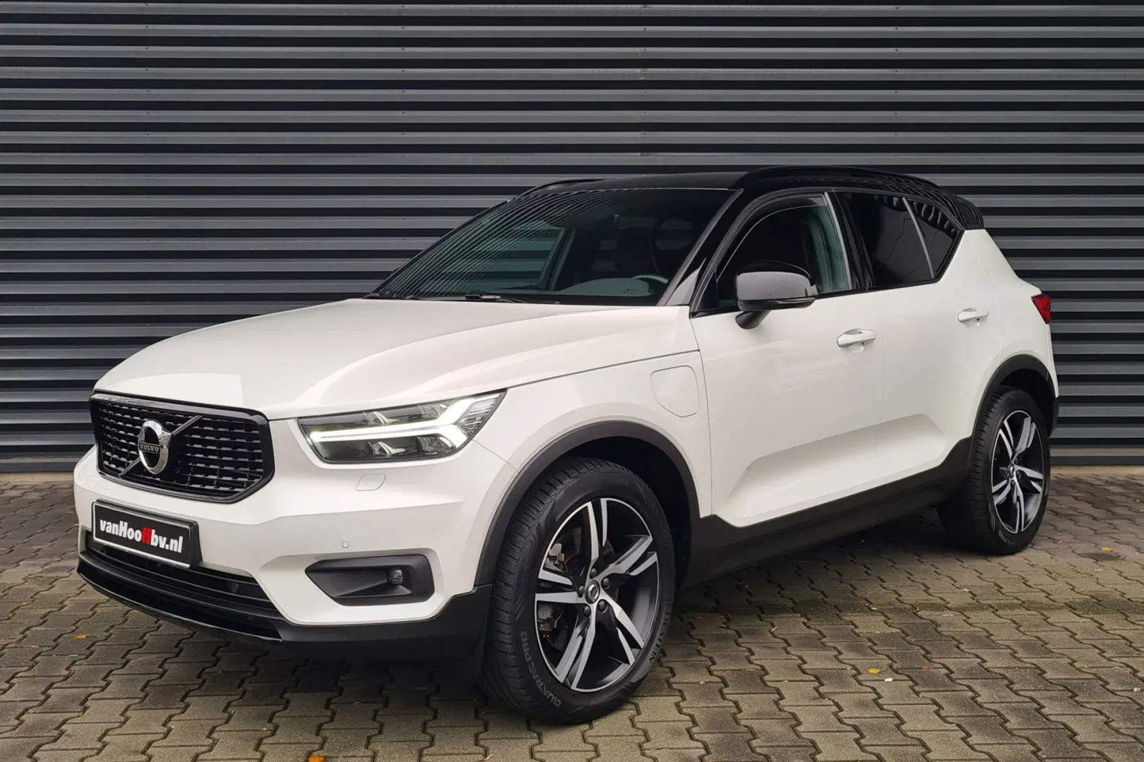 Volvo XC40 XC40 1.5 T5 Recharge R-Design Expression DCT 5